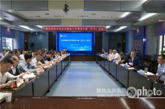 压实“党政同责、一岗双责”